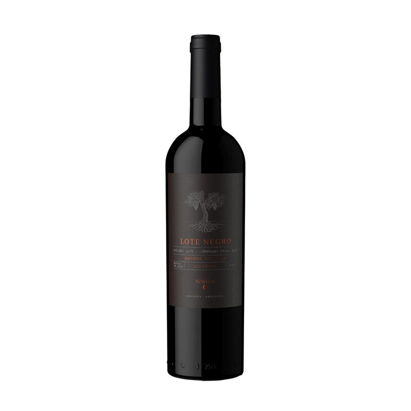botella de Lote-negro-Norton-Malbec-Cabernet-Franc.